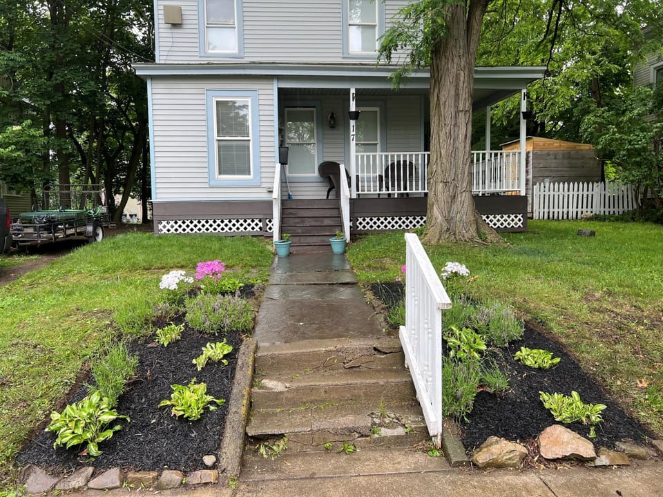 A Bonnie Place House in Oneonta