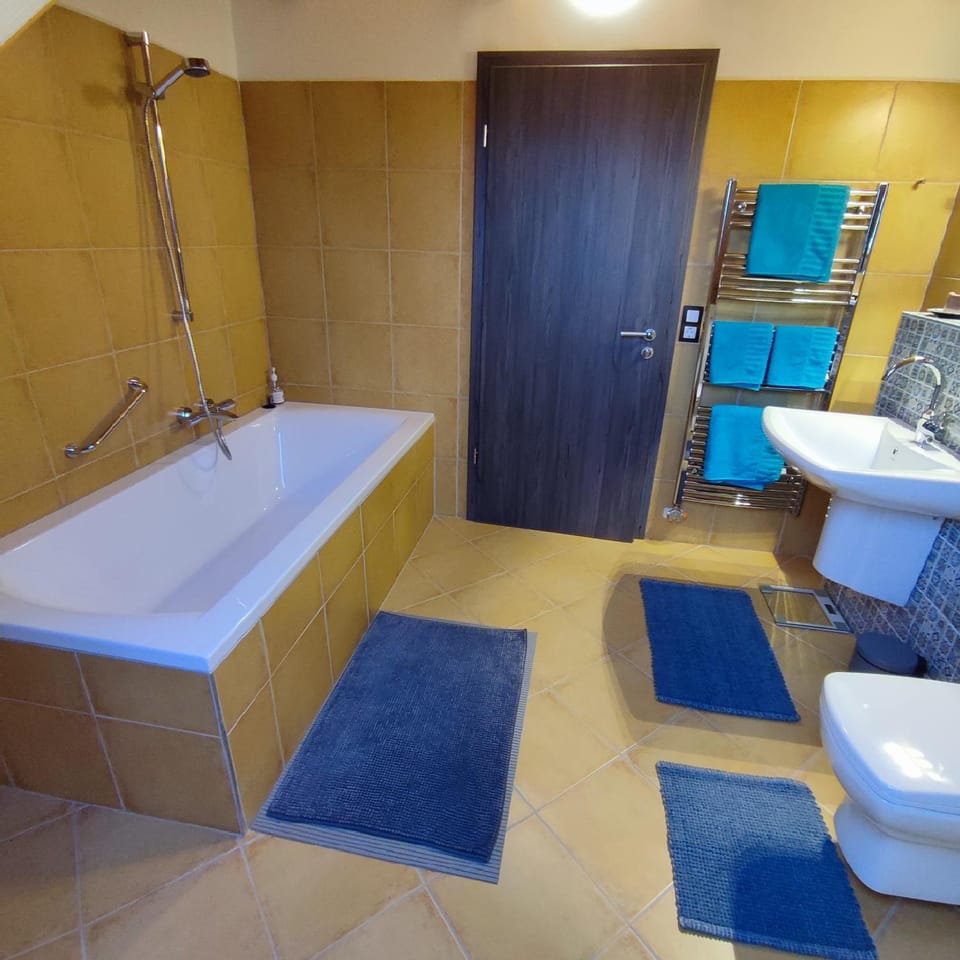 Ti-Tó Apartman Apartment in Hungary