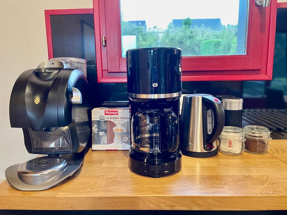 Coffee/tea facilities