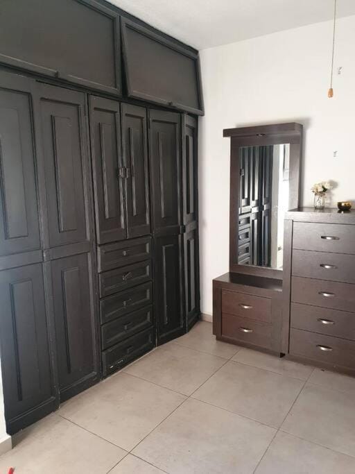 Hermoso Dpto a pasos del Fashion Drive c/alberca Apartment in Monterrey