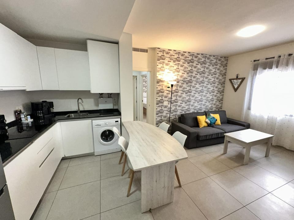 Refugio Urbano 2- Free Parking Apartment in Malaga