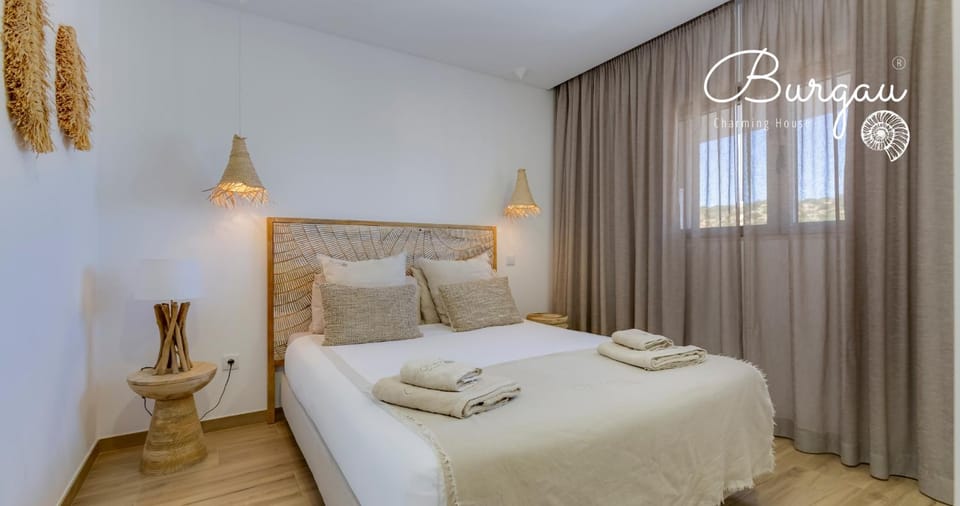 Burgau Charming House Loft Apartment in Luz