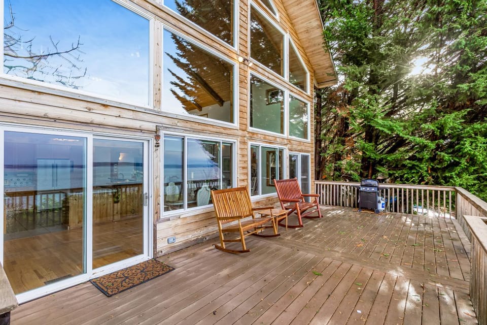 Pacific Dream House in Seattle