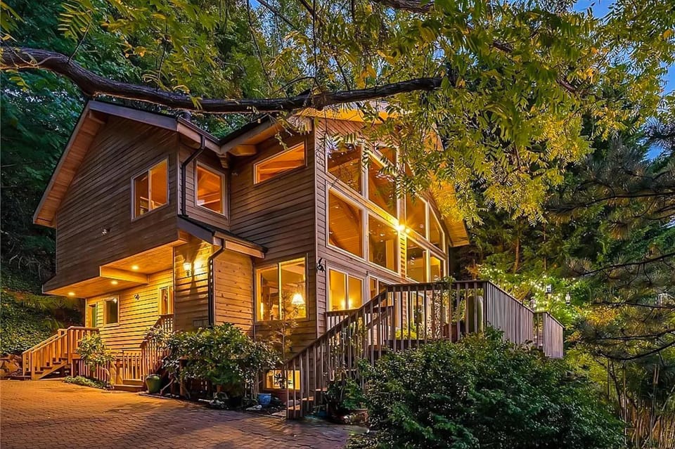 Pacific Dream House in Seattle