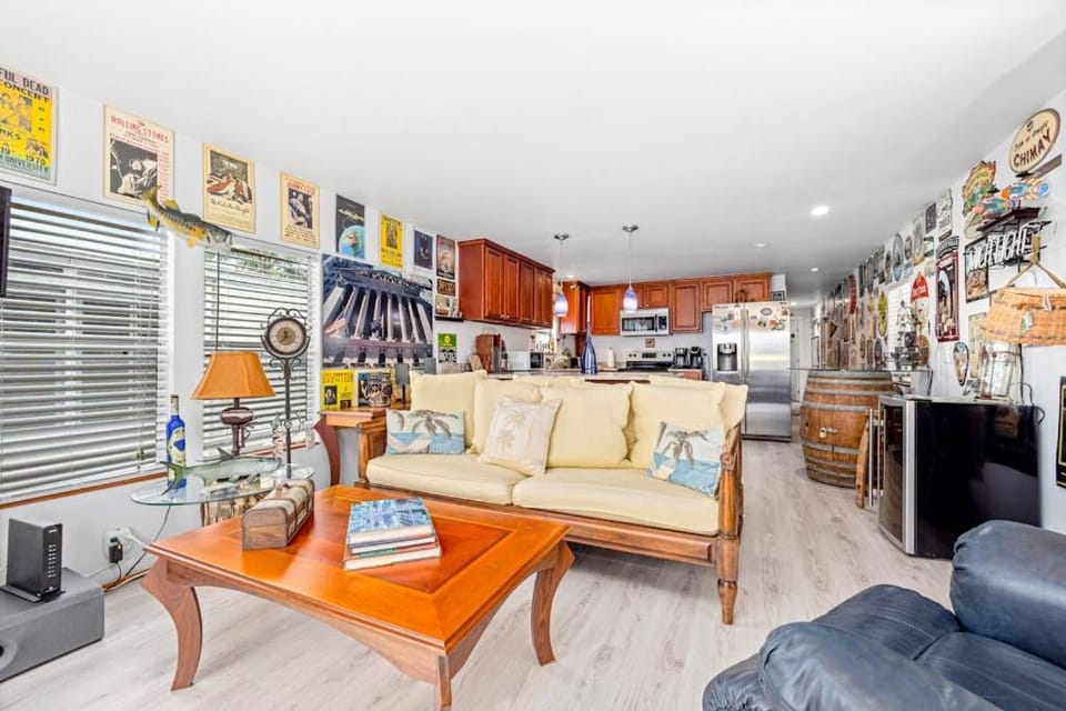 Sunset Escape House in Goodland