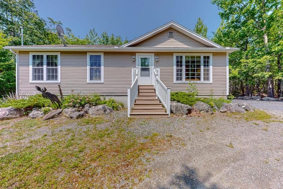 Property building, Day
