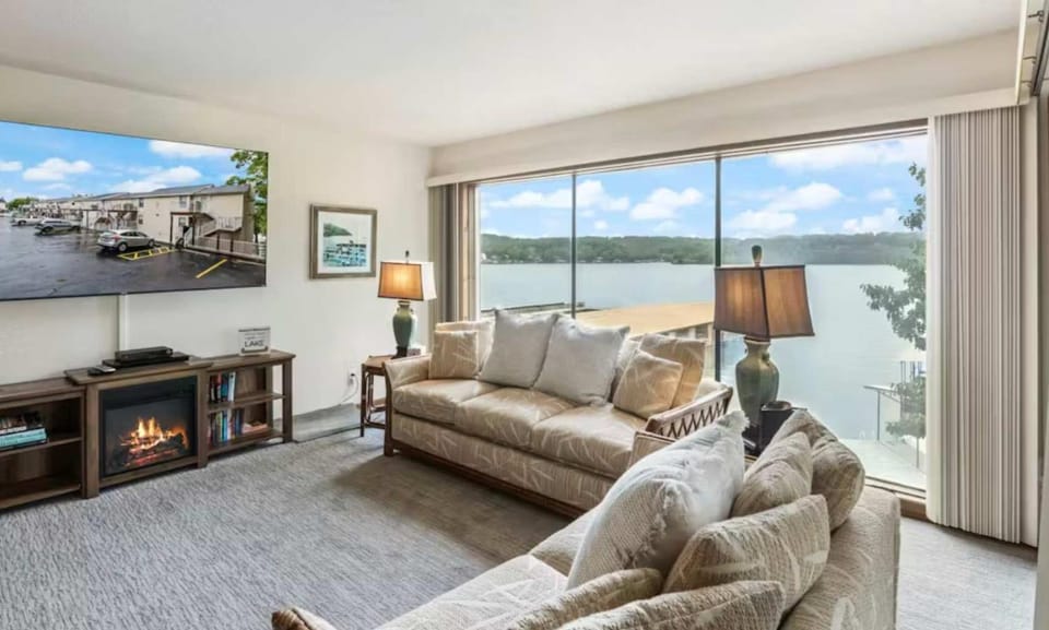Pelican Bay Getaway House in Lake of the Ozarks