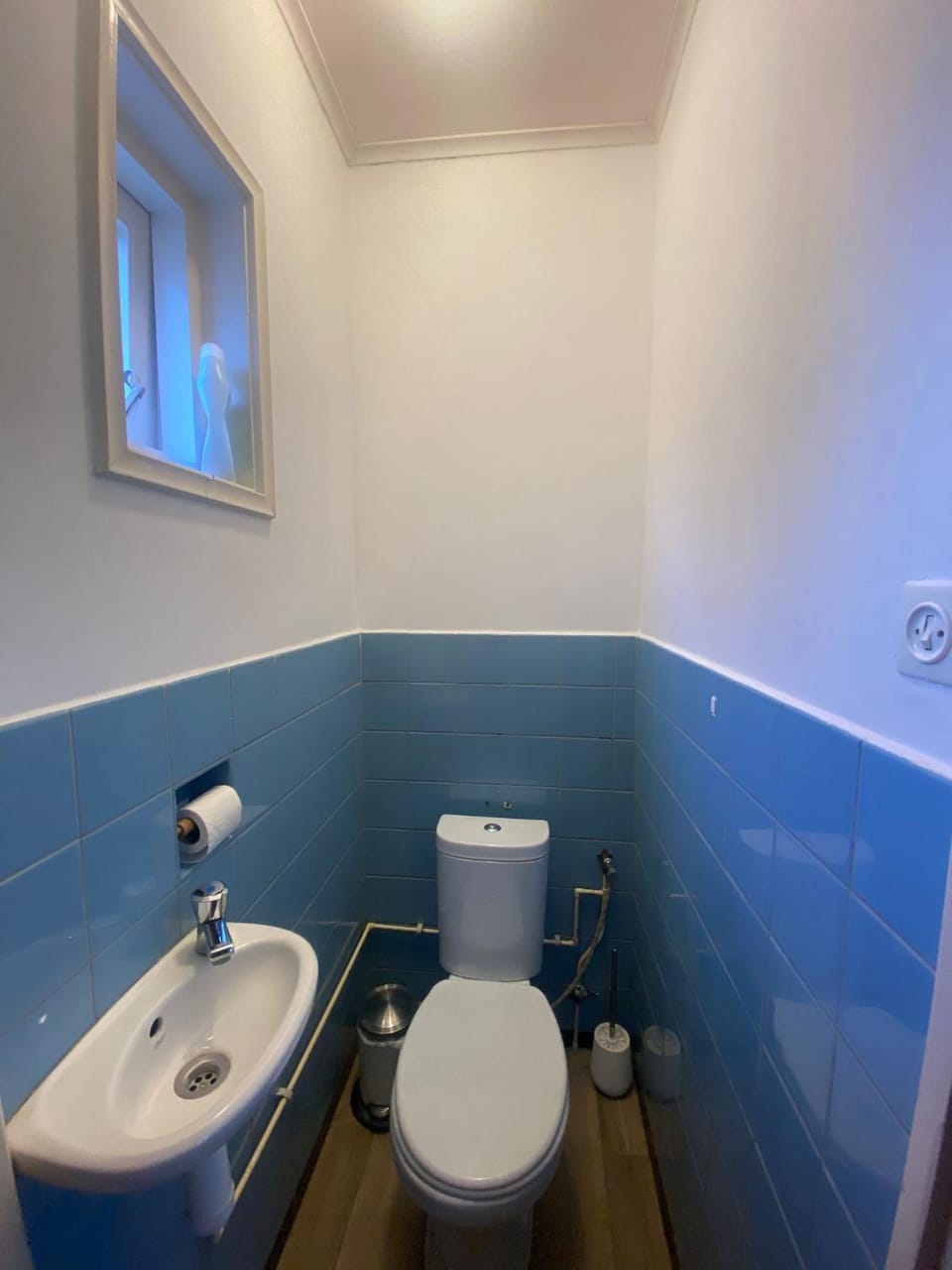 Toilet, Property building