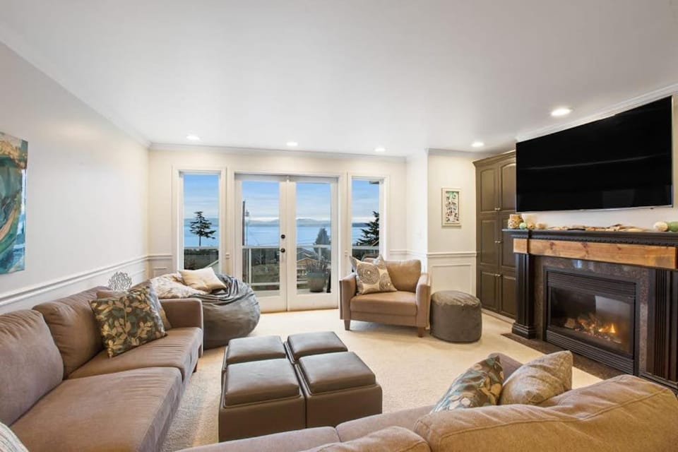 Island Time Escape House in Camano Island