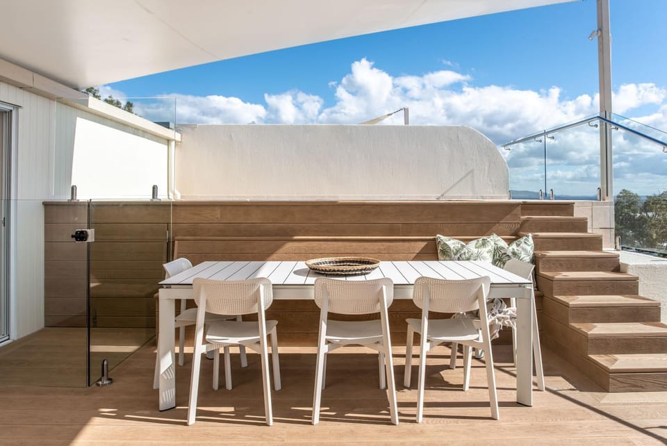 Patio, Balcony/Terrace, Seating area, Dining area