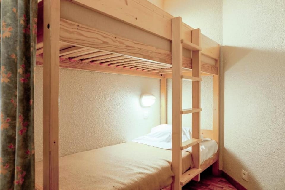Bed, Bedroom, furniture