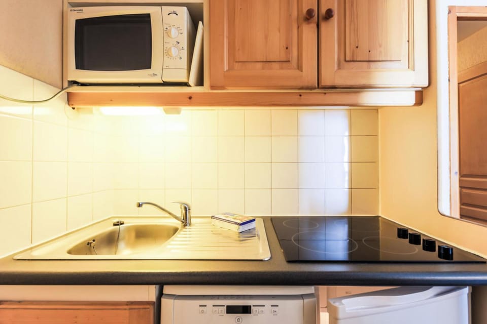 Bathroom, microwave, kitchen
