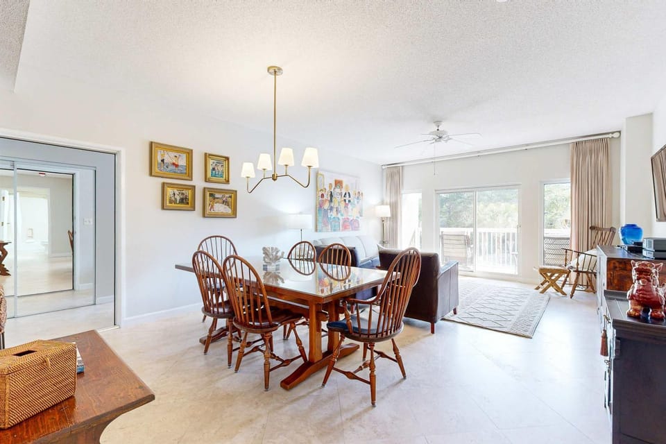TOPS'L Summit 208 2 Bedroom Apartment in Miramar Beach