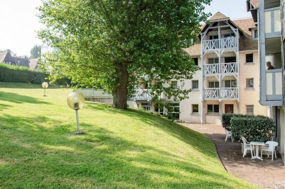 Résidence Les Tamaris - maeva Home - Studio 4 Personnes Confort MAE-4205 Apartment in Trouville-sur-Mer