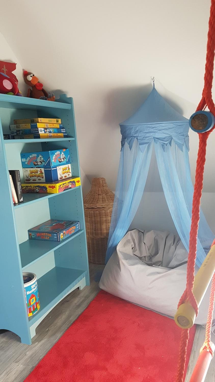 Game Room, Bedroom