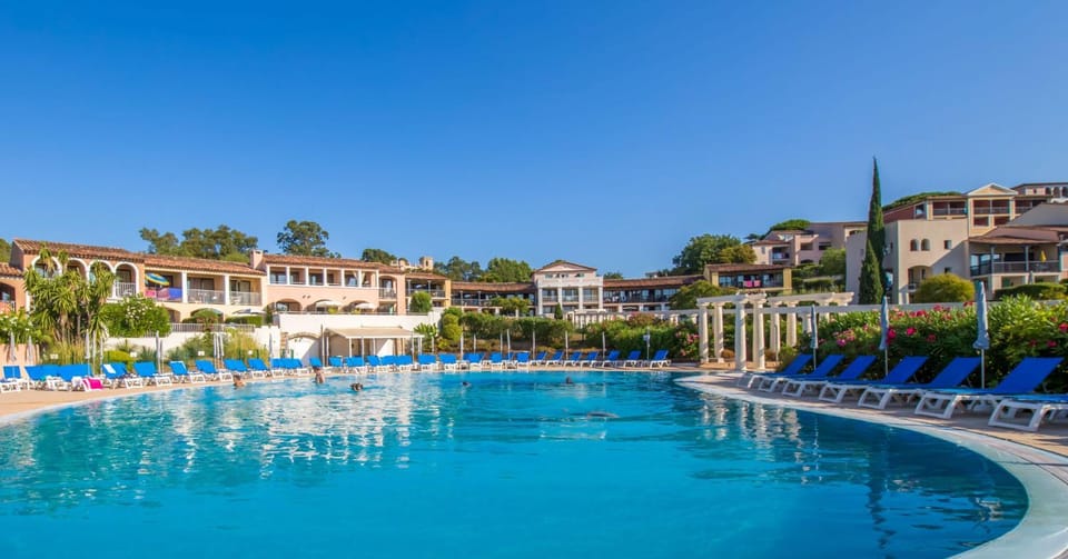 Beach, Swimming pool