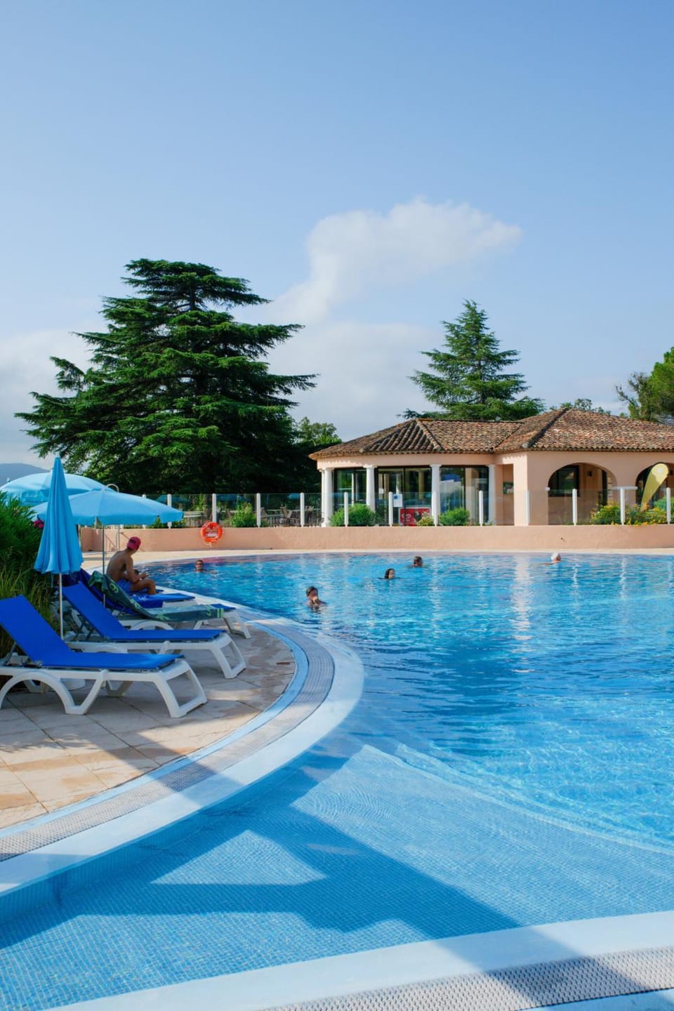 Beach, Swimming pool