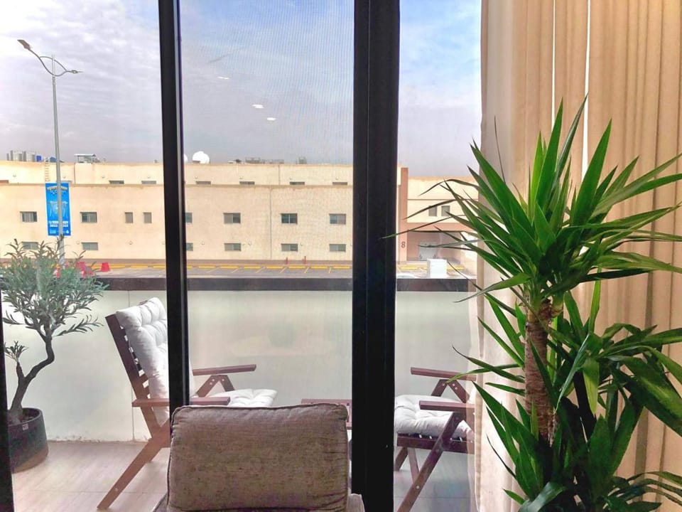Patio, View (from property/room), Balcony/Terrace, Balcony/Terrace, Living room