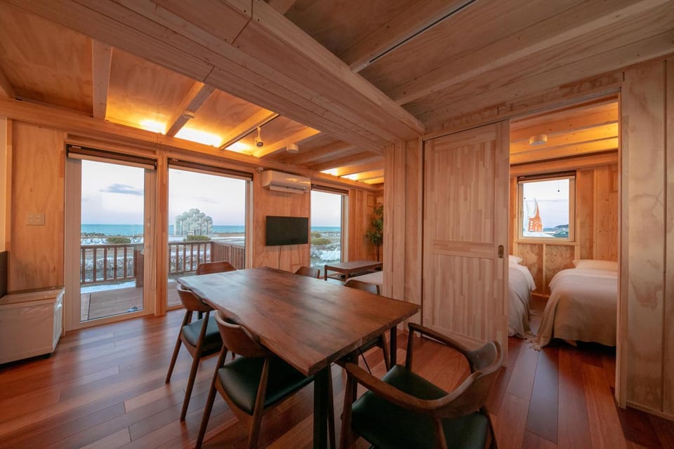 Living room, Diving