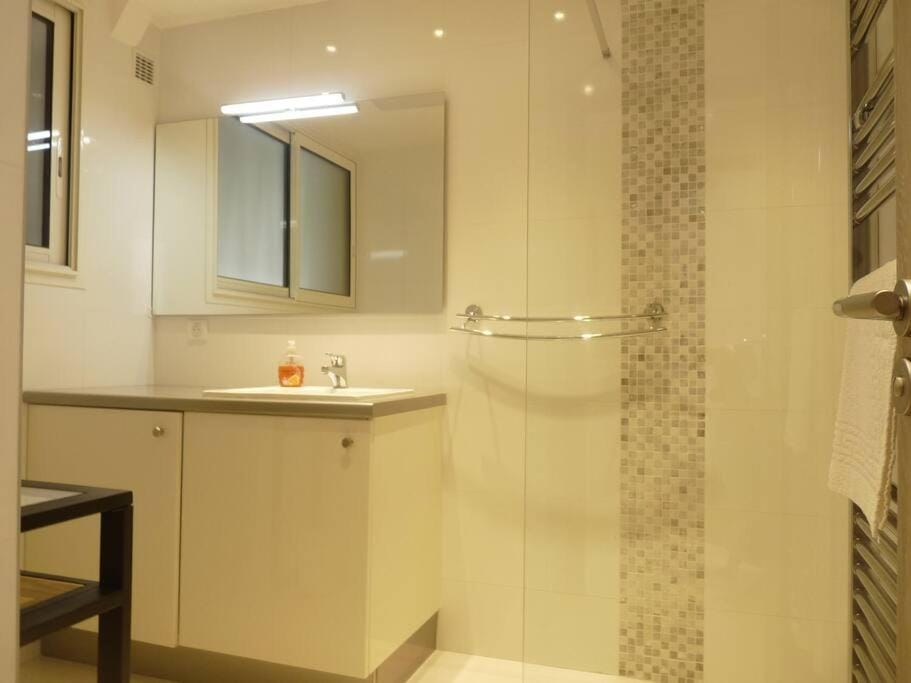 Shower, Bathroom