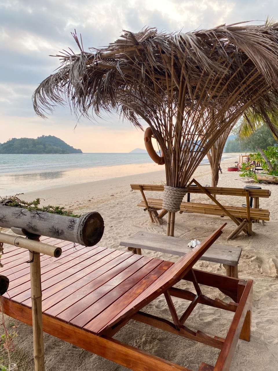 BaanYai Beach Resort Koh Mak Bed and Breakfast in Trat Changwat