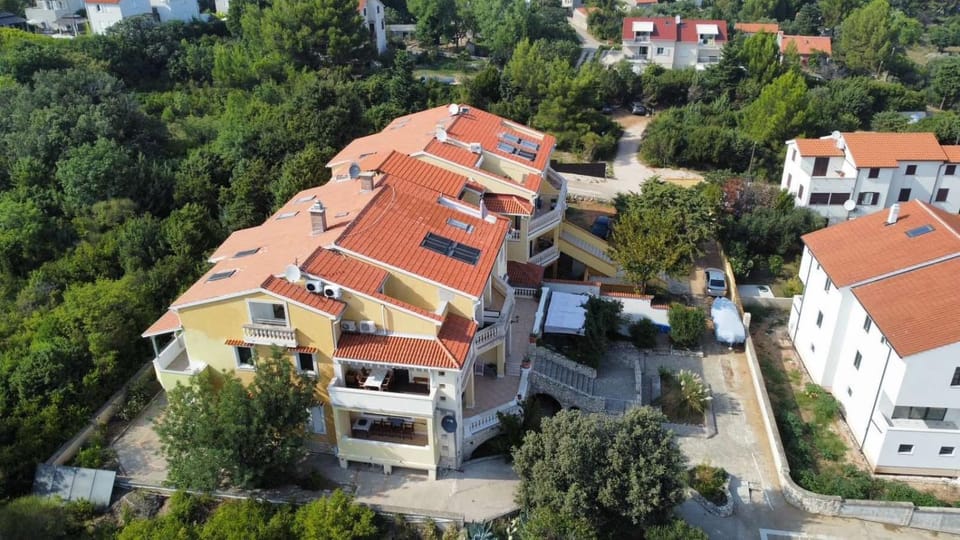 Una Sole Apartment in Nerezine