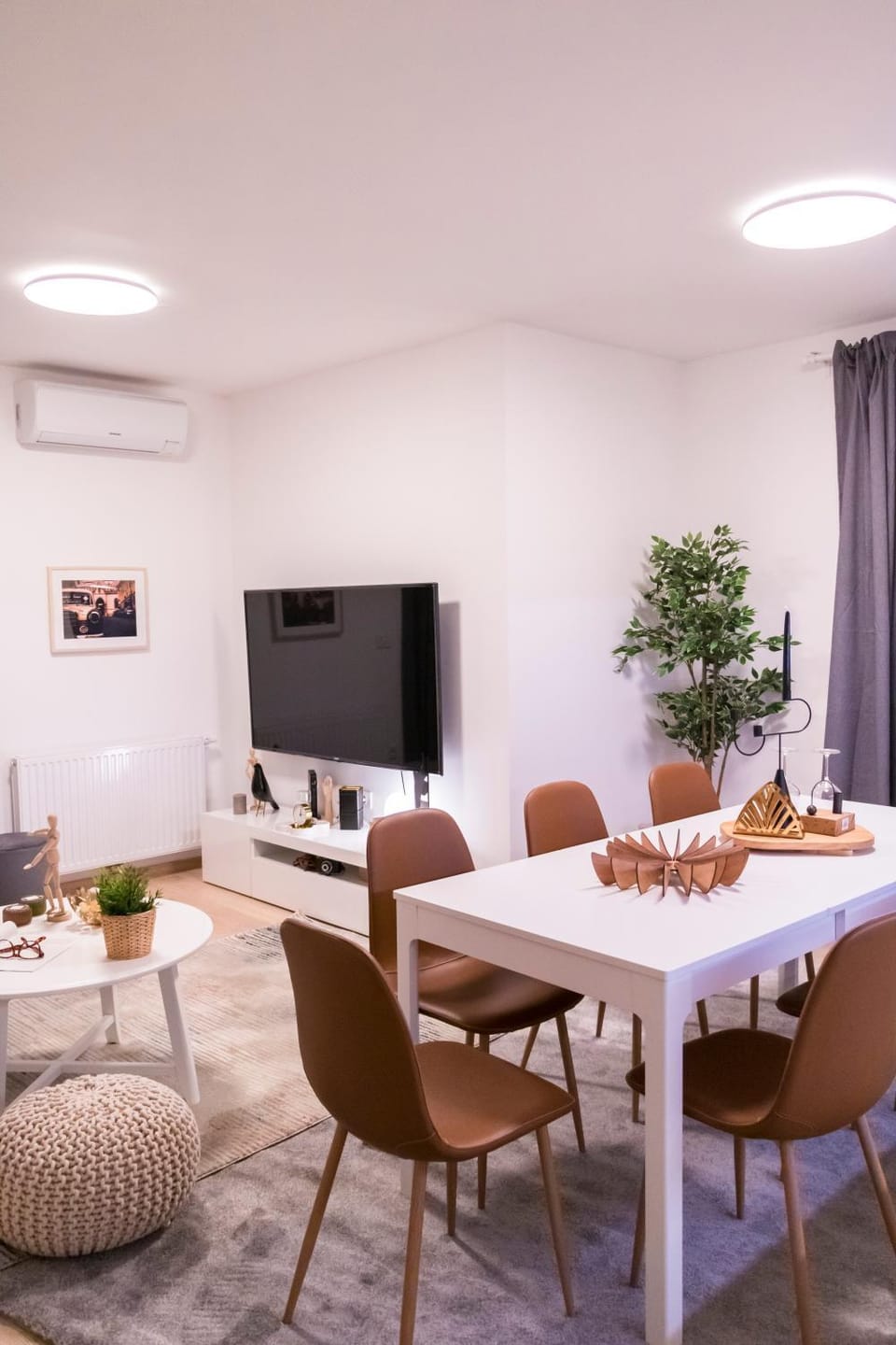 TV and multimedia, Dining area, air conditioner