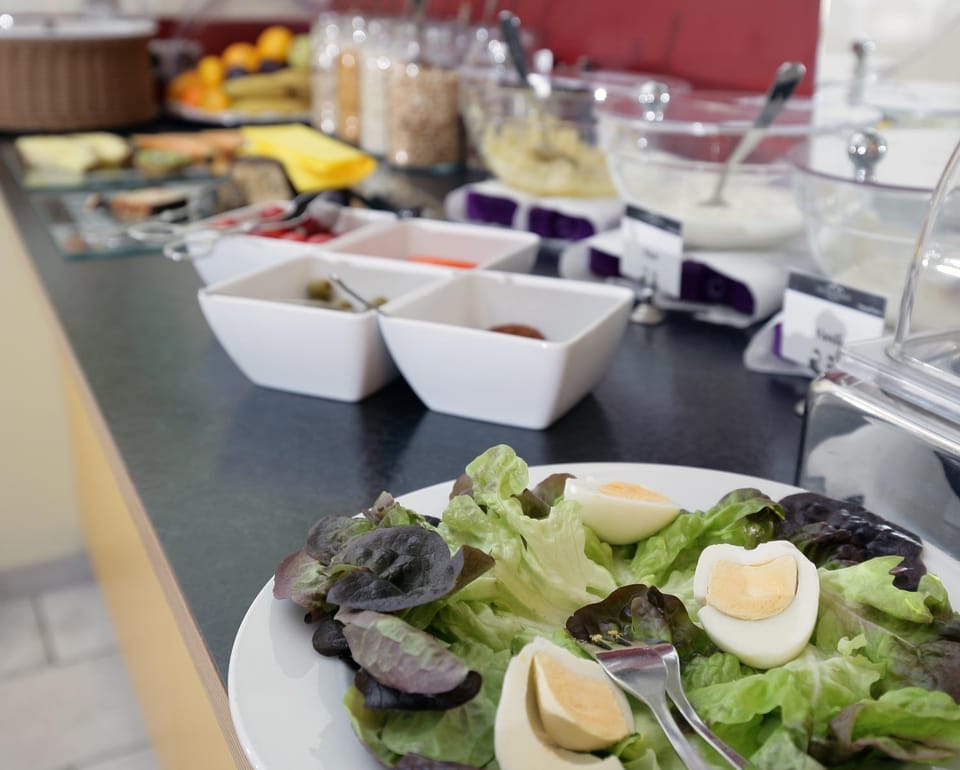 Hotel Drei Kaiserberge Bed and Breakfast in Baden-Württemberg