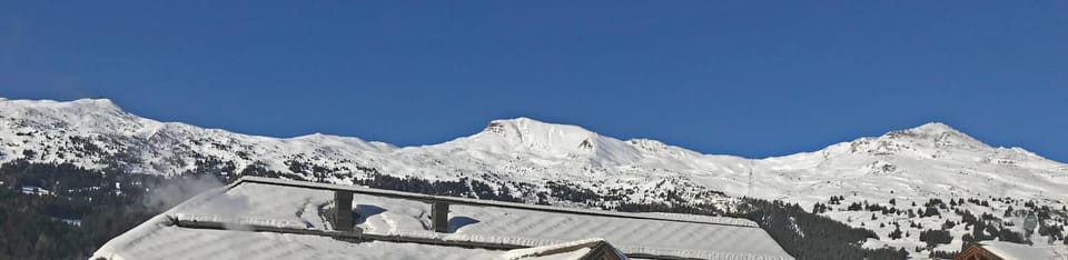 Skiing, View (from property/room), Balcony/Terrace, Seating area, Hiking, Landmark view, Mountain view, Sunset, sunbed