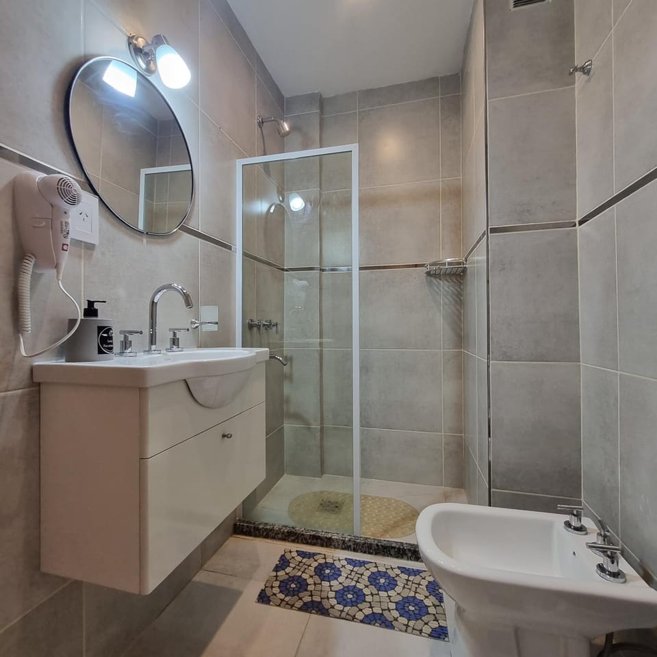 Shower, Bathroom, bidet, heating