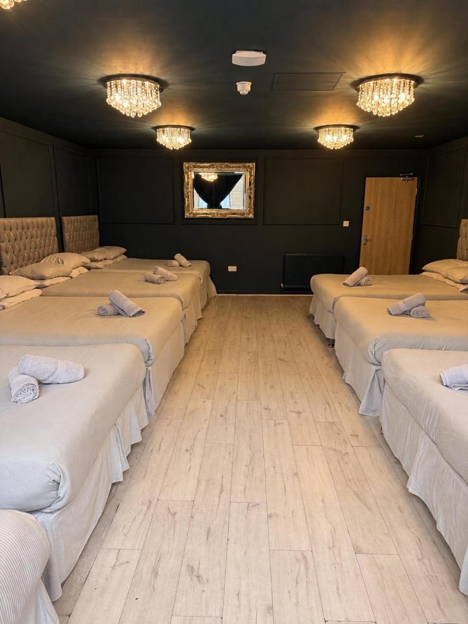 City CTR DJ party apartment - ibiza suite Apartment in Liverpool
