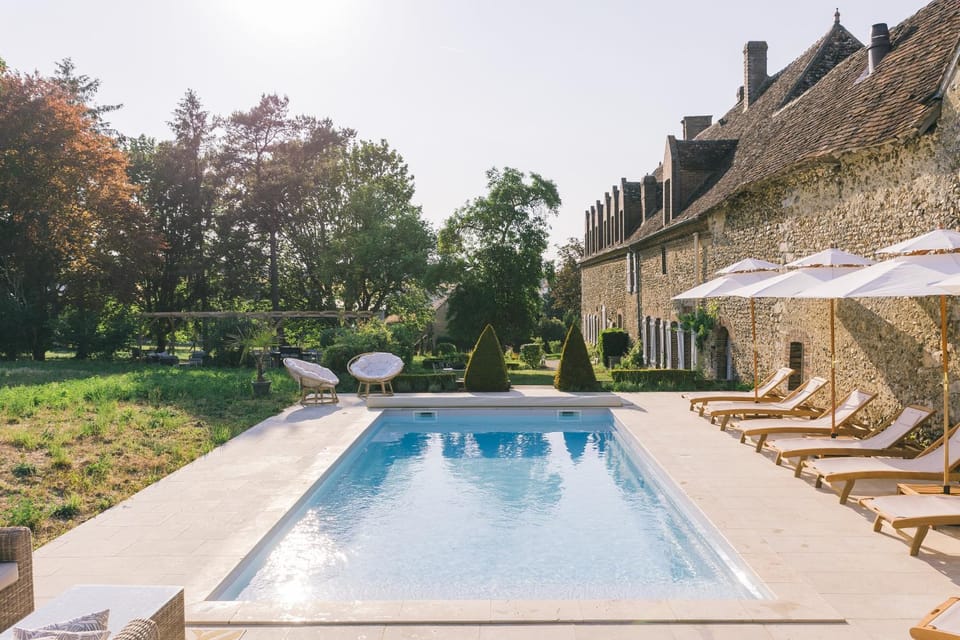 Garden view, Swimming pool, sunbed