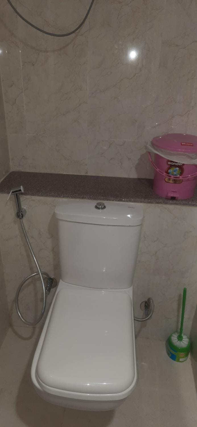 Short Stays in Fully Furnished Service Apartment Apartment in Noida