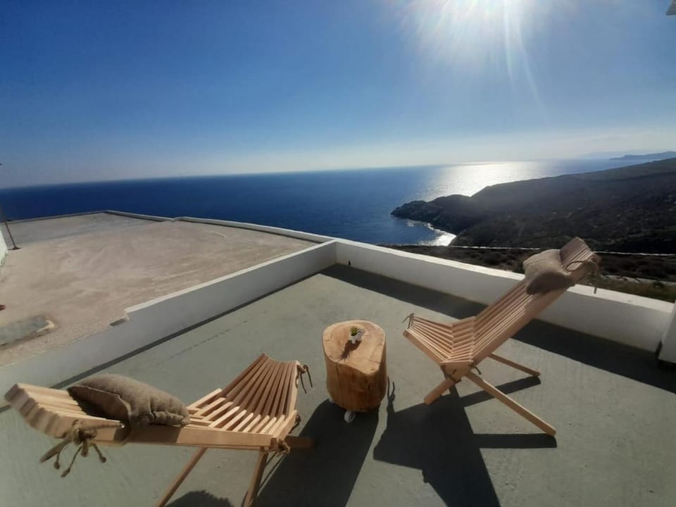 Sofia sea view house House in Milos