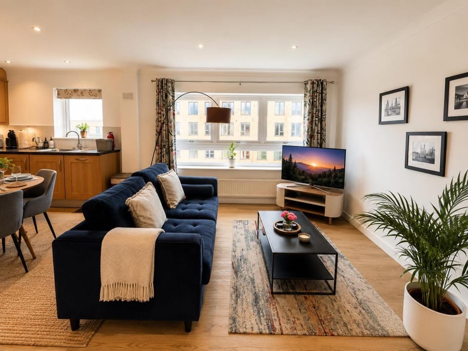 Mango Tree Apartment - Near Leisure Park & Station Apartment in Cambridge