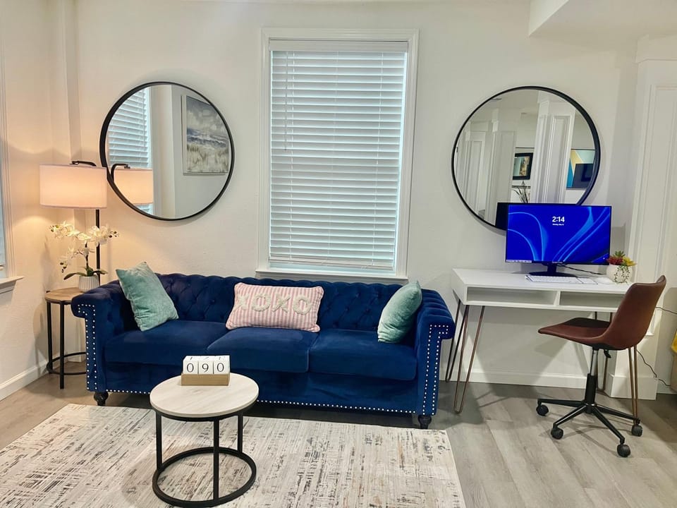 Luxury Modern & Cute- Minutes to The White-Sand Beaches House in Wright