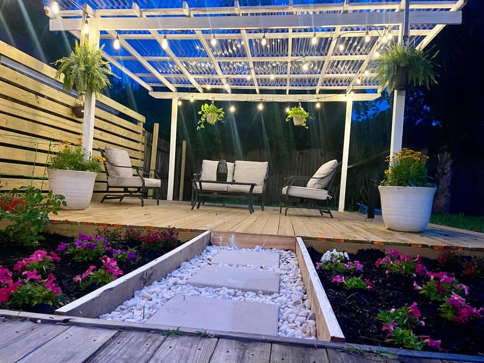Luxury Modern & Cute- Minutes to The White-Sand Beaches House in Wright