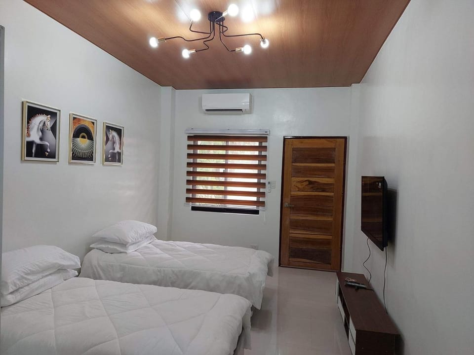 FLB Apartelle Los Banos Apartment in Calabarzon