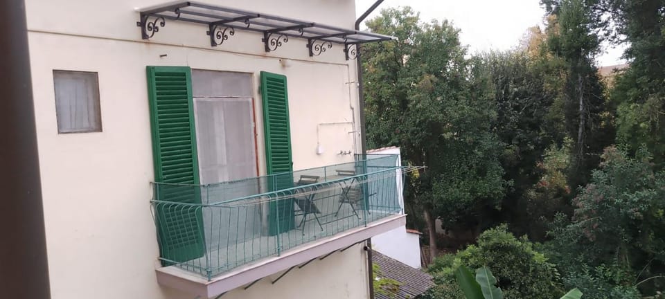 View (from property/room), Balcony/Terrace, Garden view