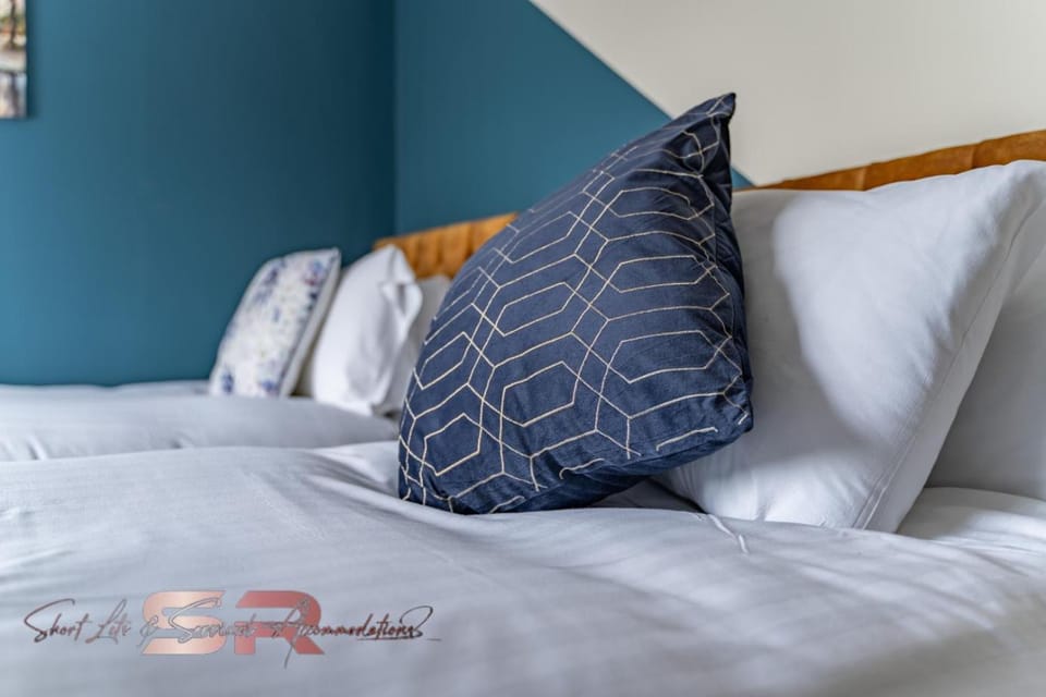 Bed, Decorative detail, Decorative detail, Bedroom