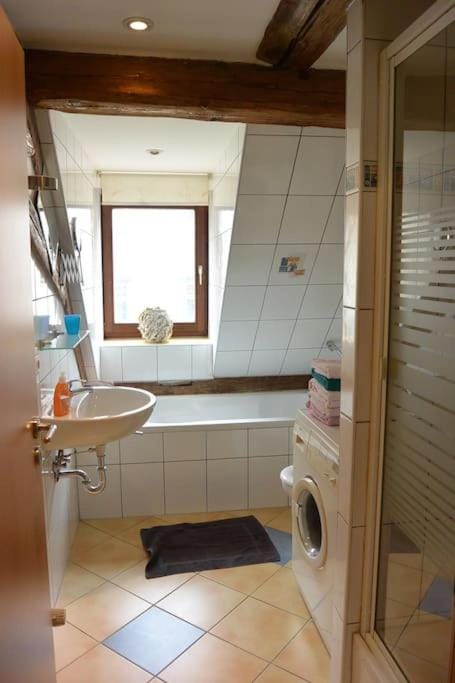 Apartment S10 in Bester Lage stilvoll im Zentrum von Bayreuth mit Klimaanlage und Parkplatz Apartment in Bayreuth