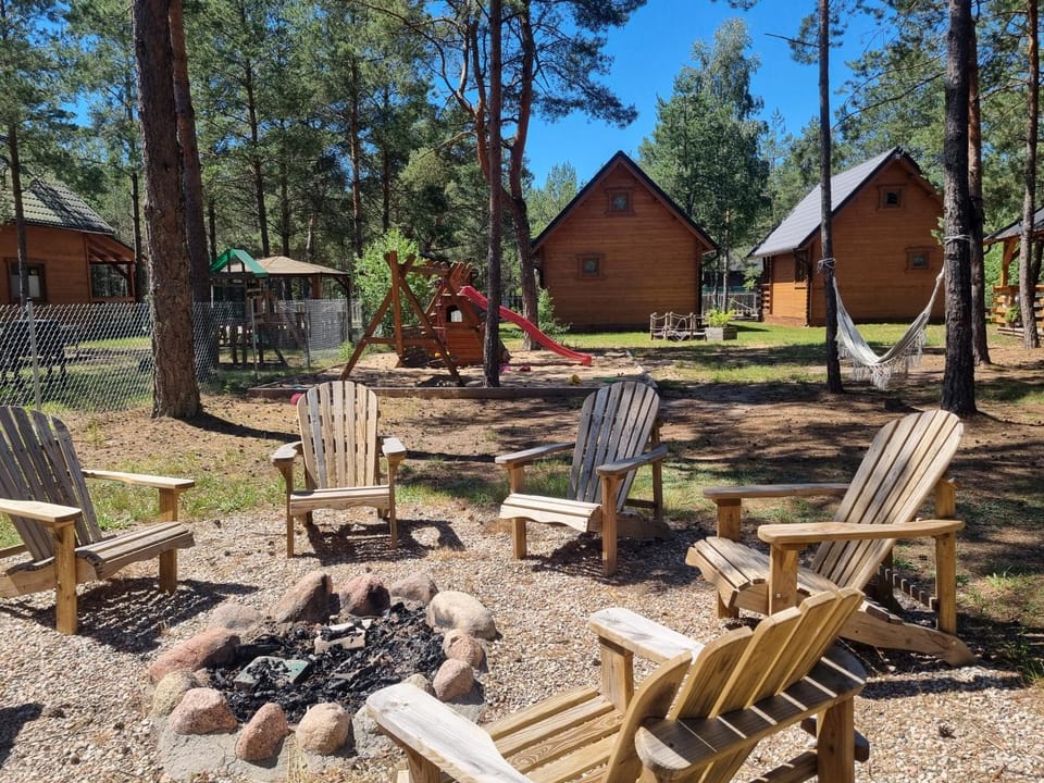 Property building, Natural landscape, BBQ facilities, Garden, Evening entertainment, Garden view, sunbed