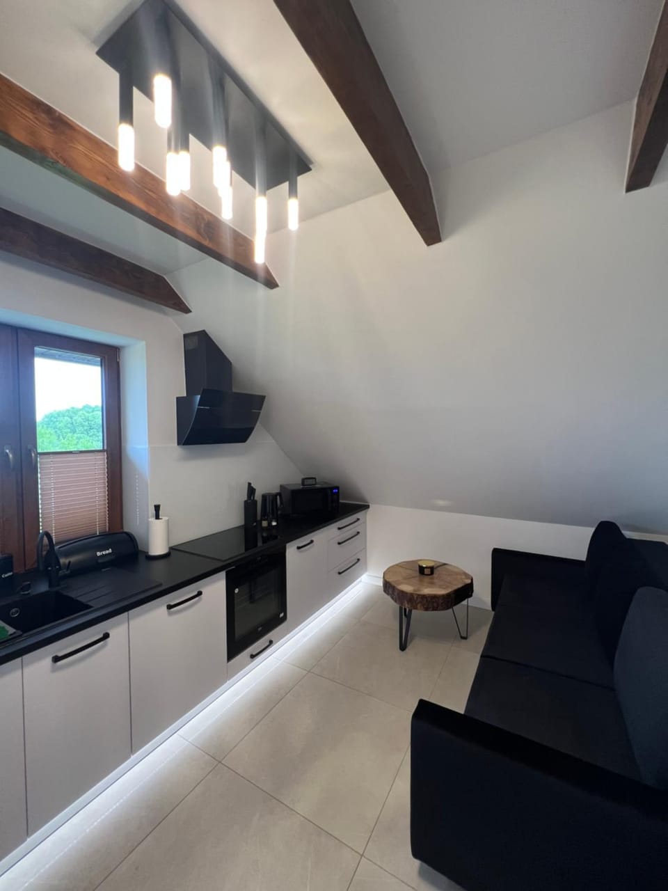 APARTAMENT PIEKOSZOWSKA Targi Domek Parking Apartment in Poland