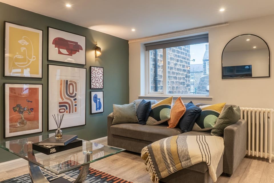 TV and multimedia, Living room, Seating area