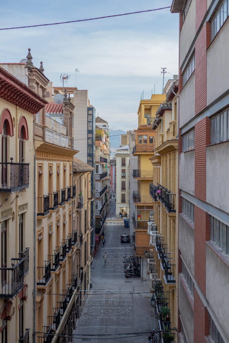 City view, Street view