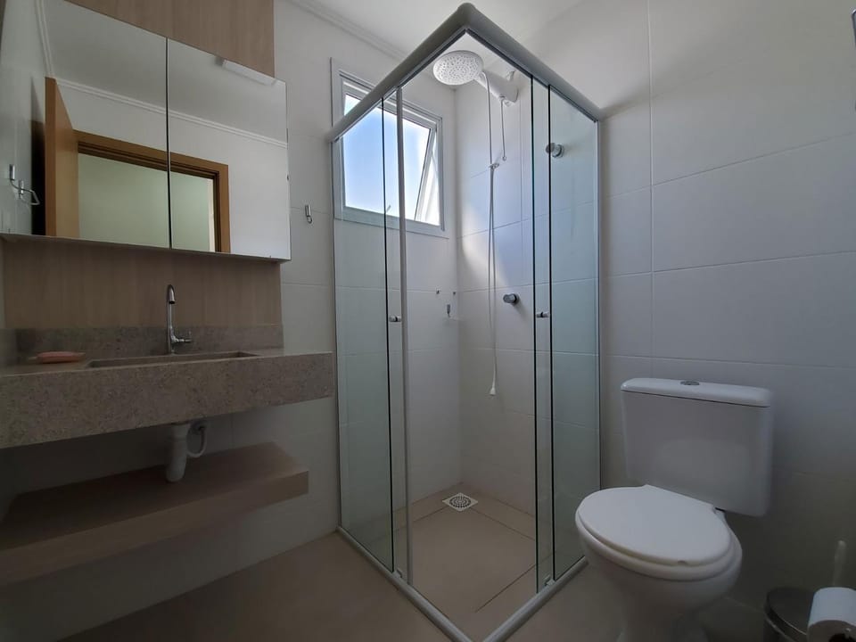 2 quadras da Praia, Piscina e Churrasqueira P1595 Apartment in Florianopolis