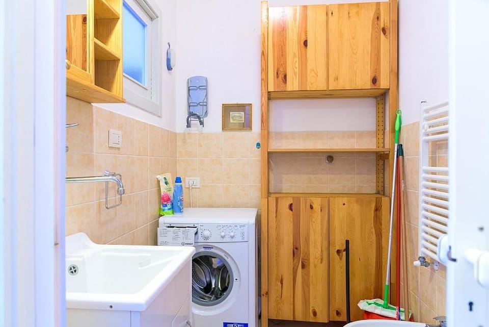 Toilet, Bathroom, bidet, washing machine