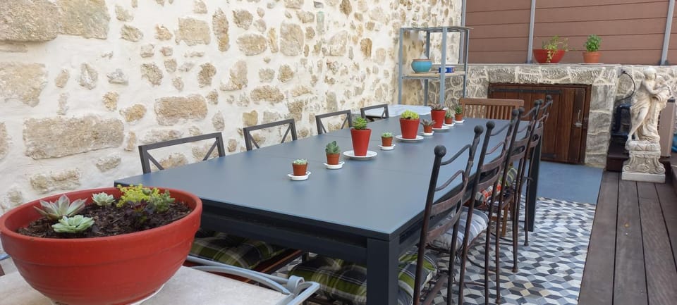 LA ROSE DES VENTS Vacation rental in Occitanie
