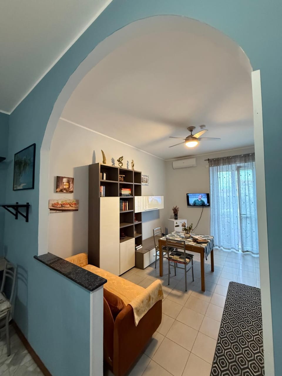 TV and multimedia, Kitchen or kitchenette