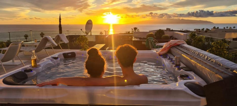 Hot Tub, Pool view, Sea view